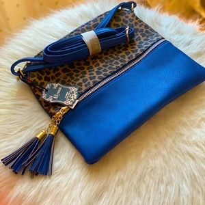 •Vegan & Leopard Print•